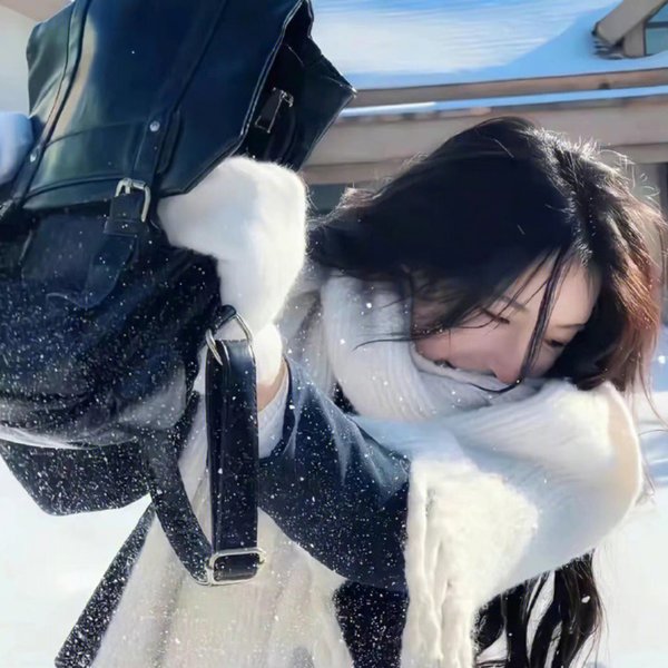 桃脸泪痕